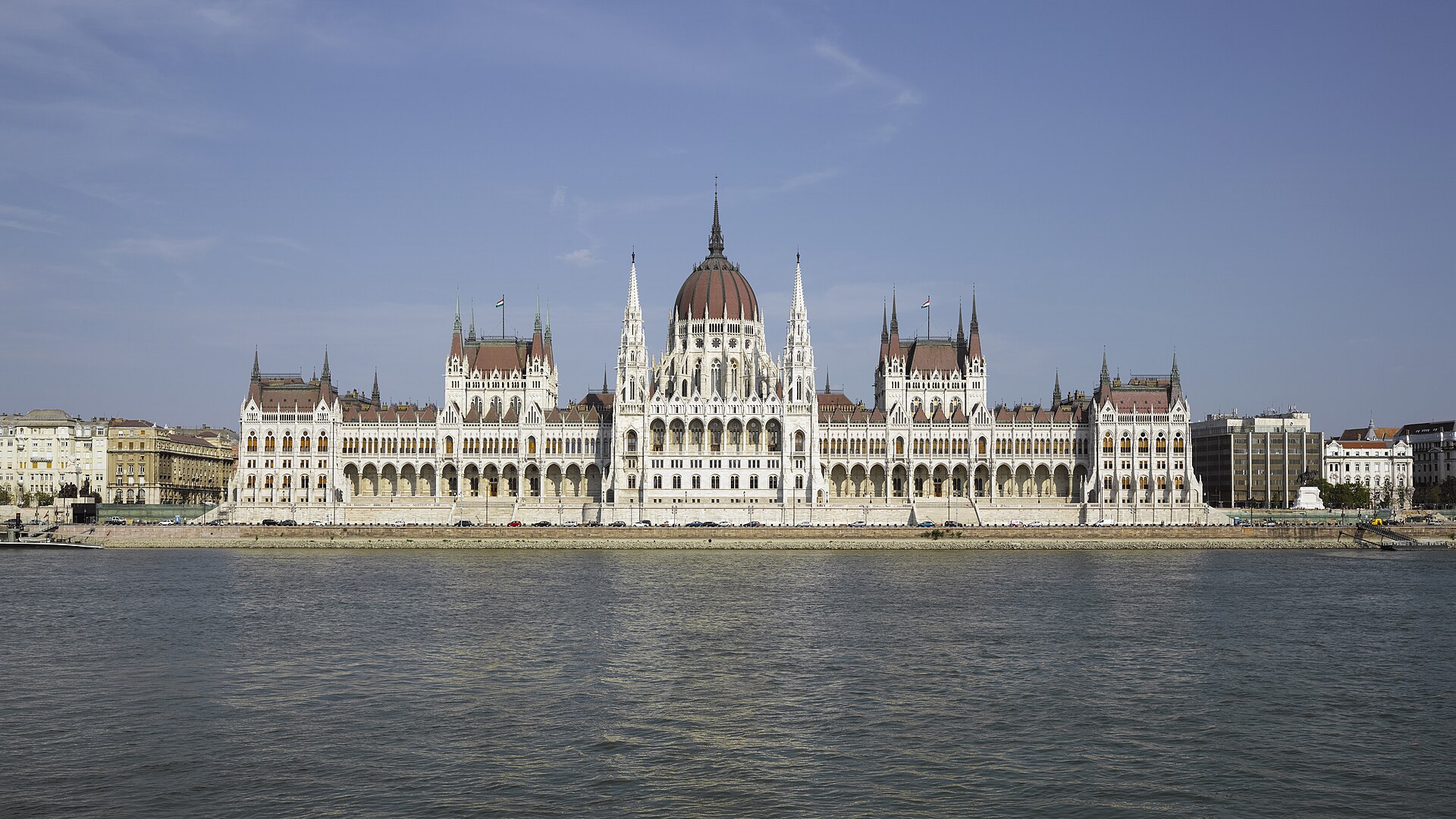 Macaristan Parlamentosu, Budapeşte